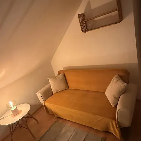 Pine & Peaks Apartment